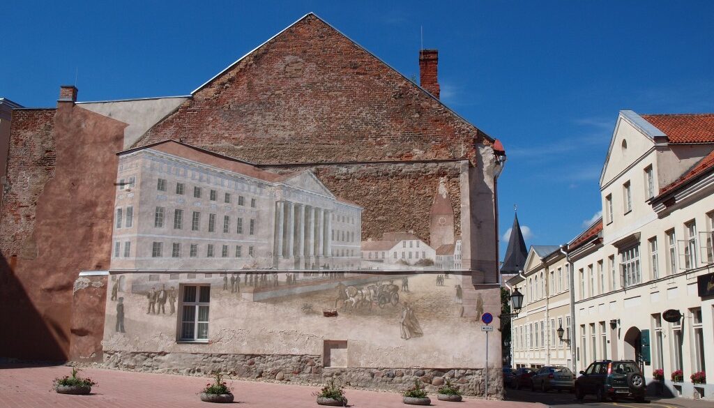 9042906330_6b05b7a7bf_k