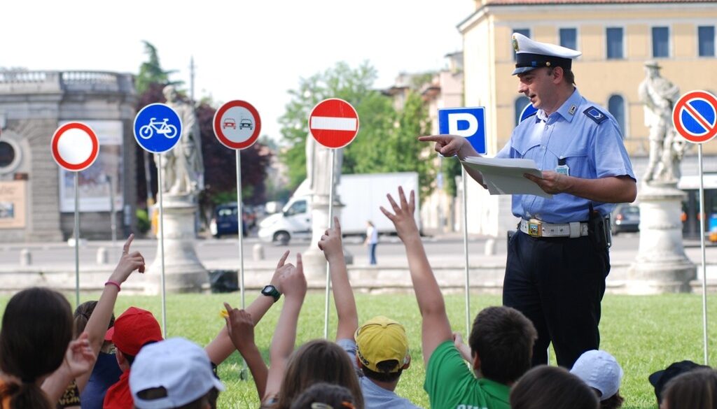 Agente di polizia locale