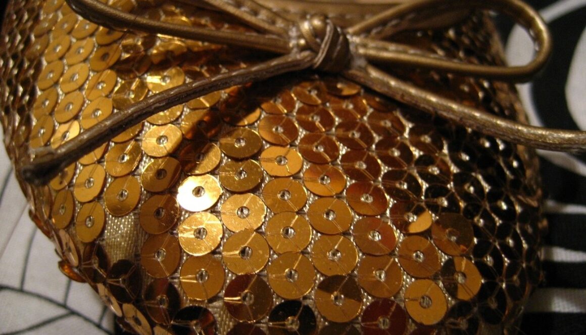 ballerine di pailettes dorate