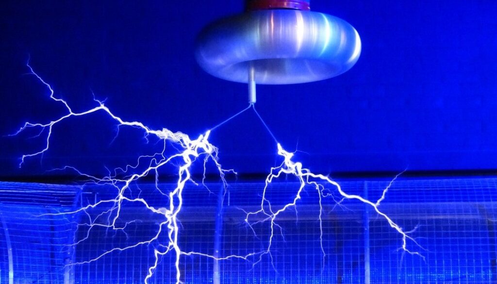 esperimento tesla
