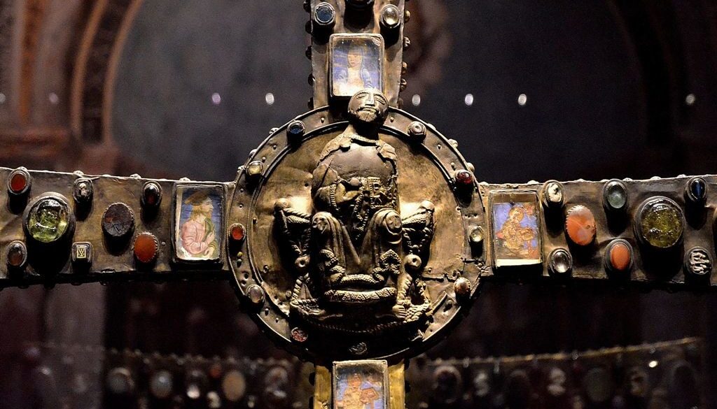 Croce di Re Desiderio (particolare)