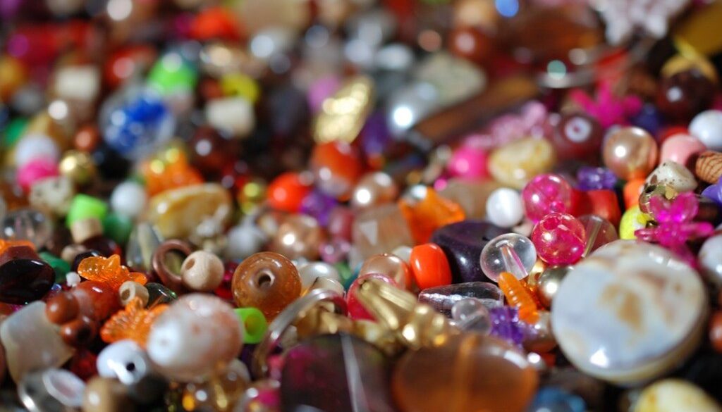 perline colorate per bijoux