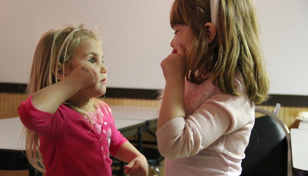 Learning sign language