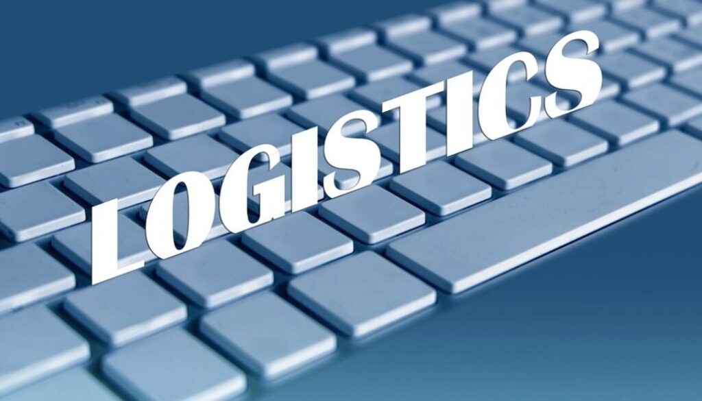 tastiera con tasti bianchi e scritta logistics