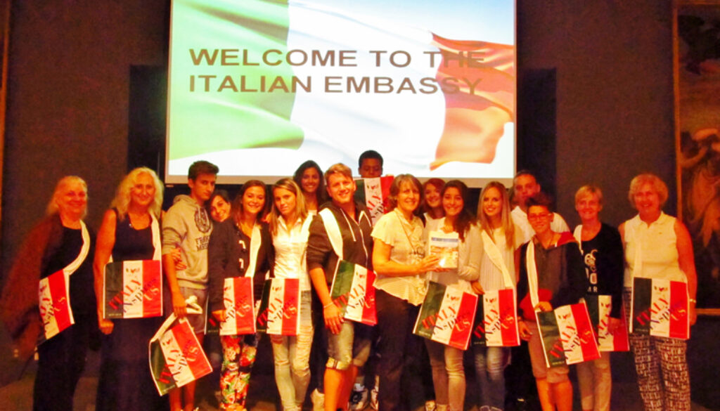 Fai un tirocinio in ambasciata