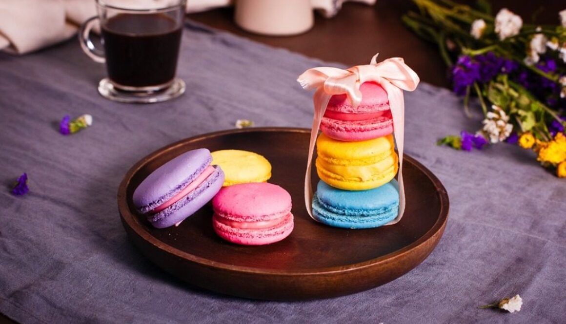 macarons colorati
