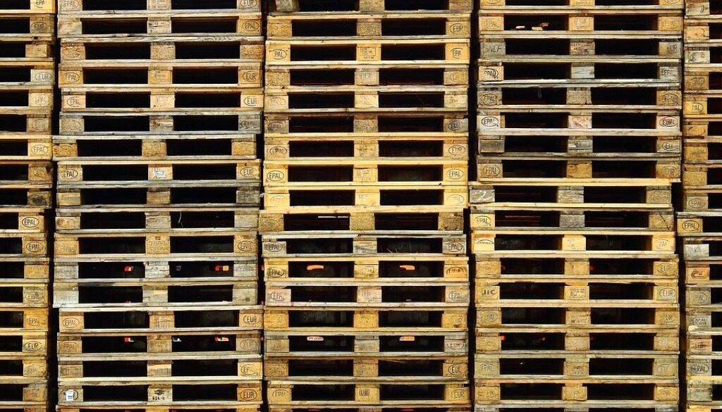pallet impilati