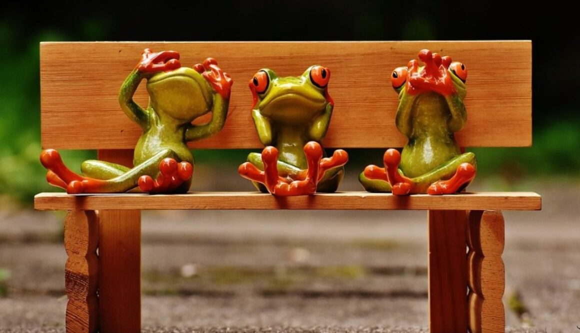 pupazzetti non vedo non sento non parlo