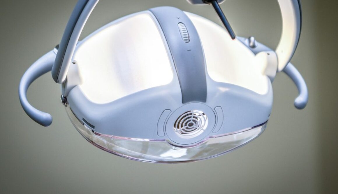 lampada dello studio dentistico
