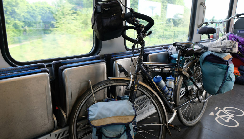 Cycling the Oranjefietsroute from Apeldoorn (NL) to Nordhorn (DE) and from there via the Vechtdalroute to Emmen (NL)