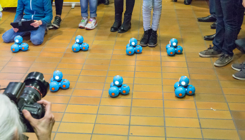 Choreographie mit Dash-Robotern