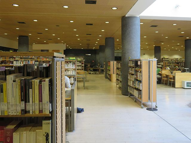 biblioteca civica di Rovereto (Tn)
