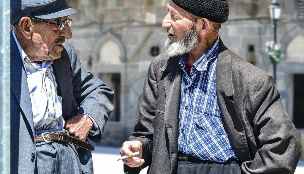 old-man-1739154_1280