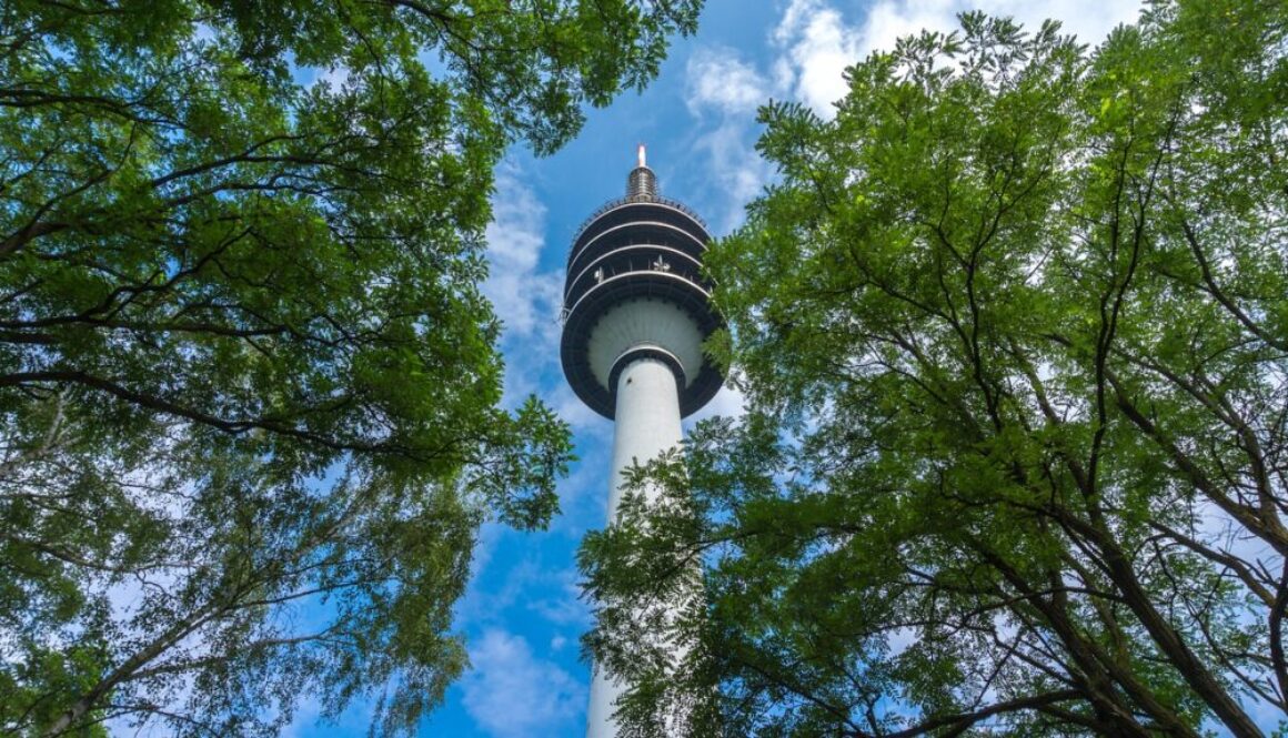 torretta di telecomunicazioni