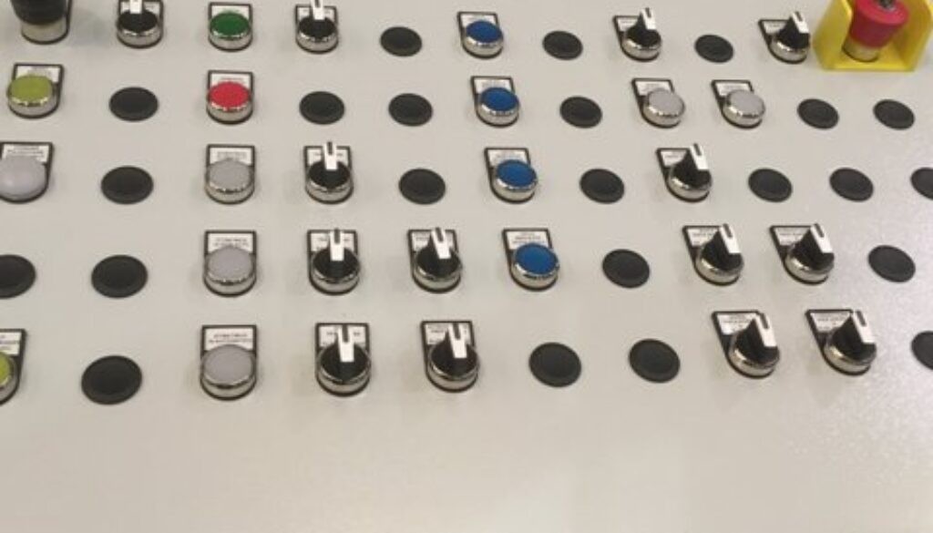 dettaglio di pannello elettrico