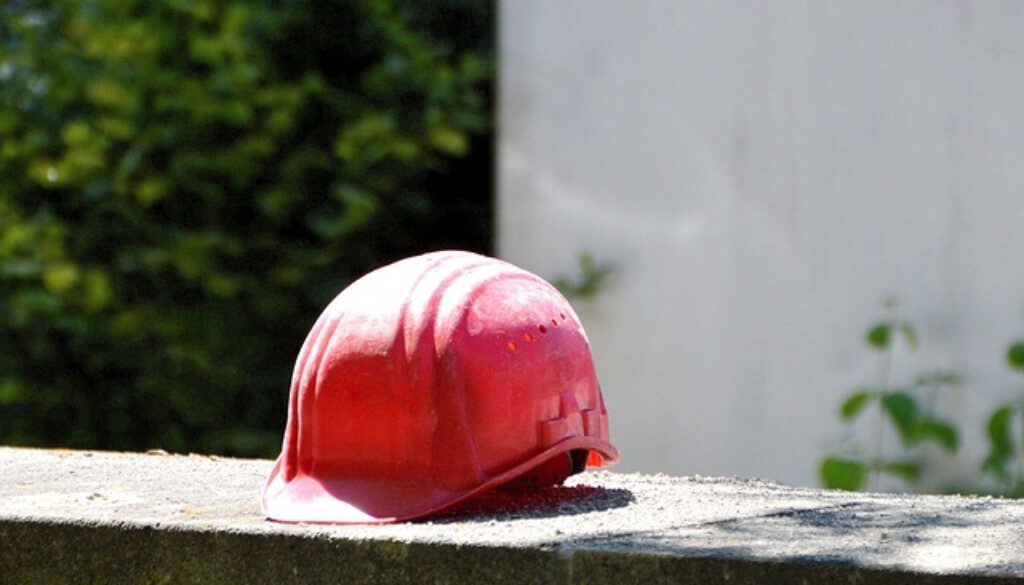 caschetto edilizia