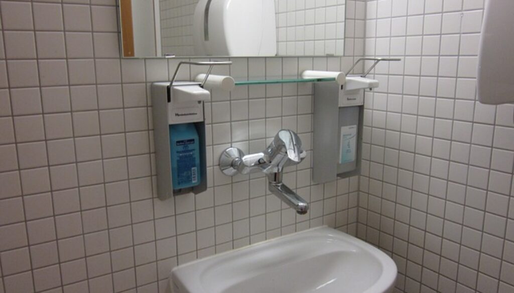 lavandino bagno di ospedale