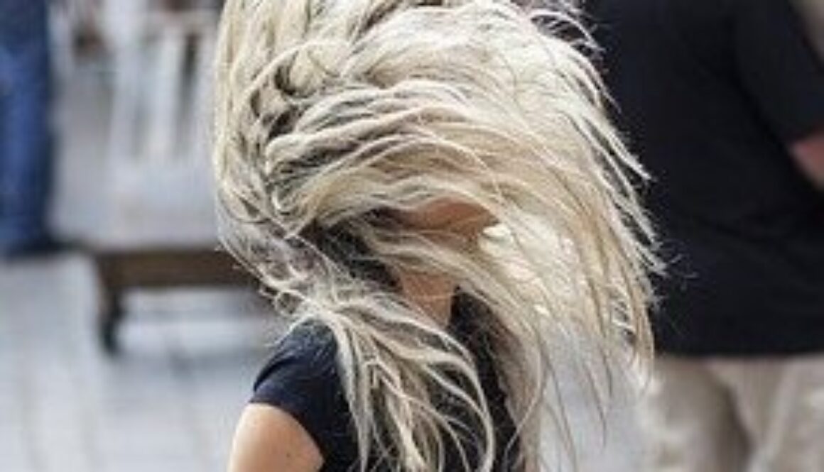 capelli in movimento