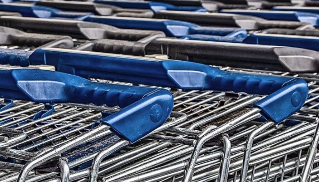 carrelli di supermercato