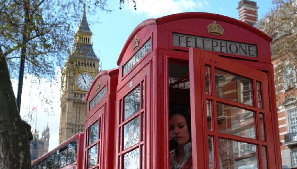 cabina telefonica inglese