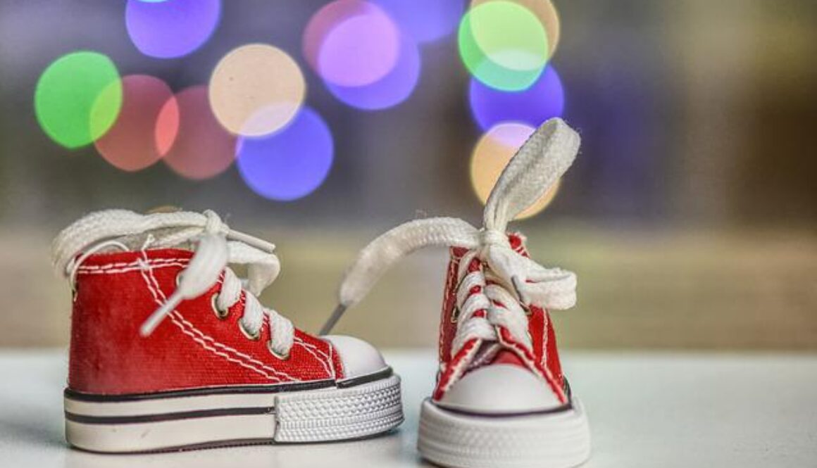 sneakers rosse da bambino
