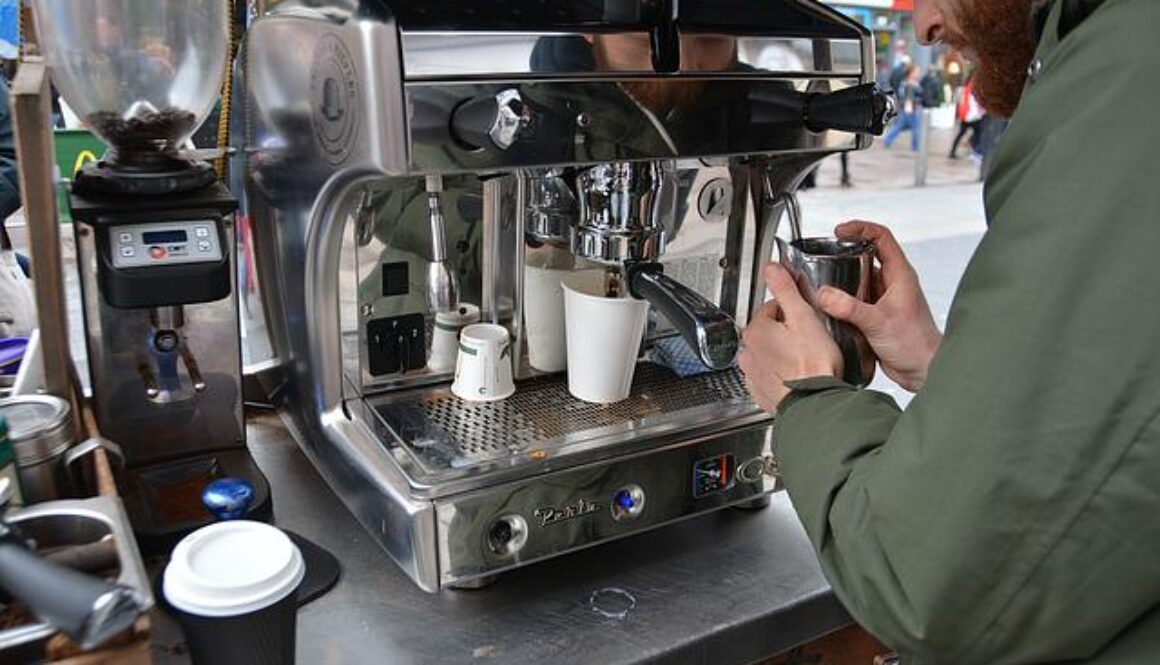 barista. Come ottenere un finanziamento a fondo perduto con Oltre nuove imprese a tasso zero