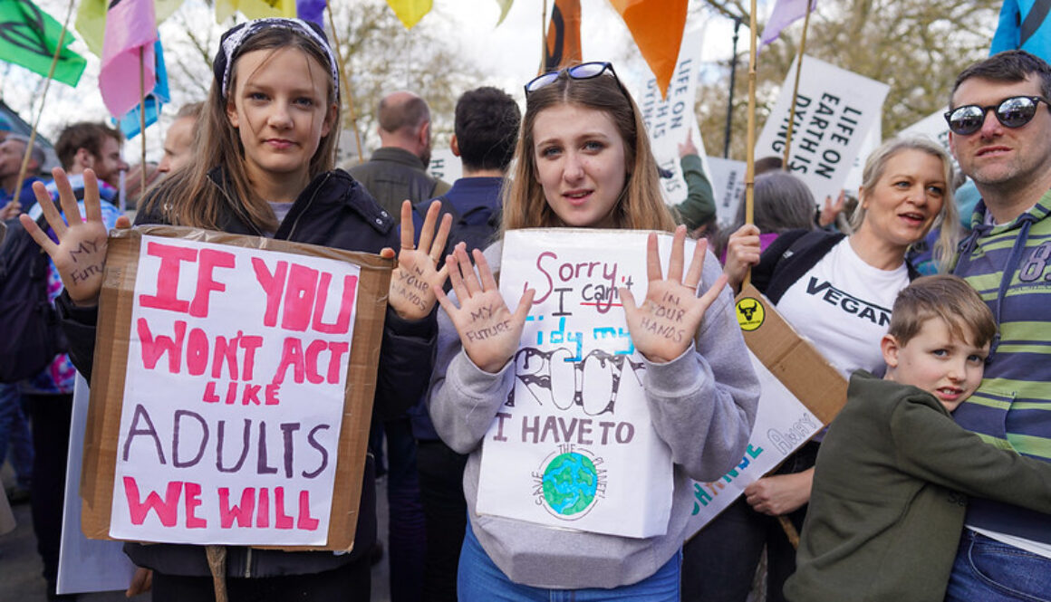March across central London, april 2022