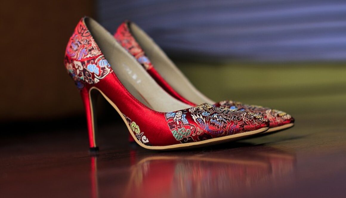 scarpe da donna con tacco rosse