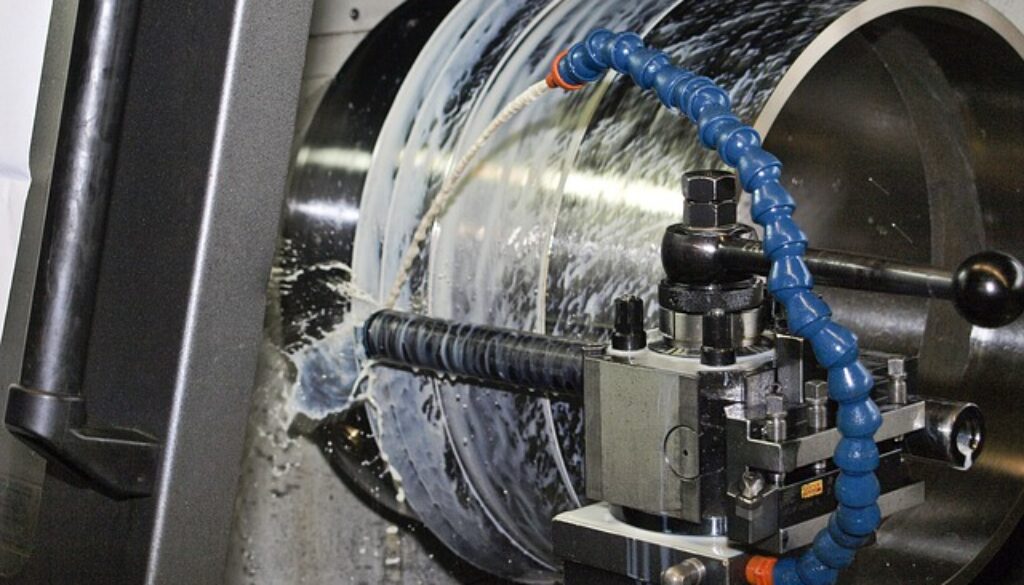 dettaglio macchina utensile