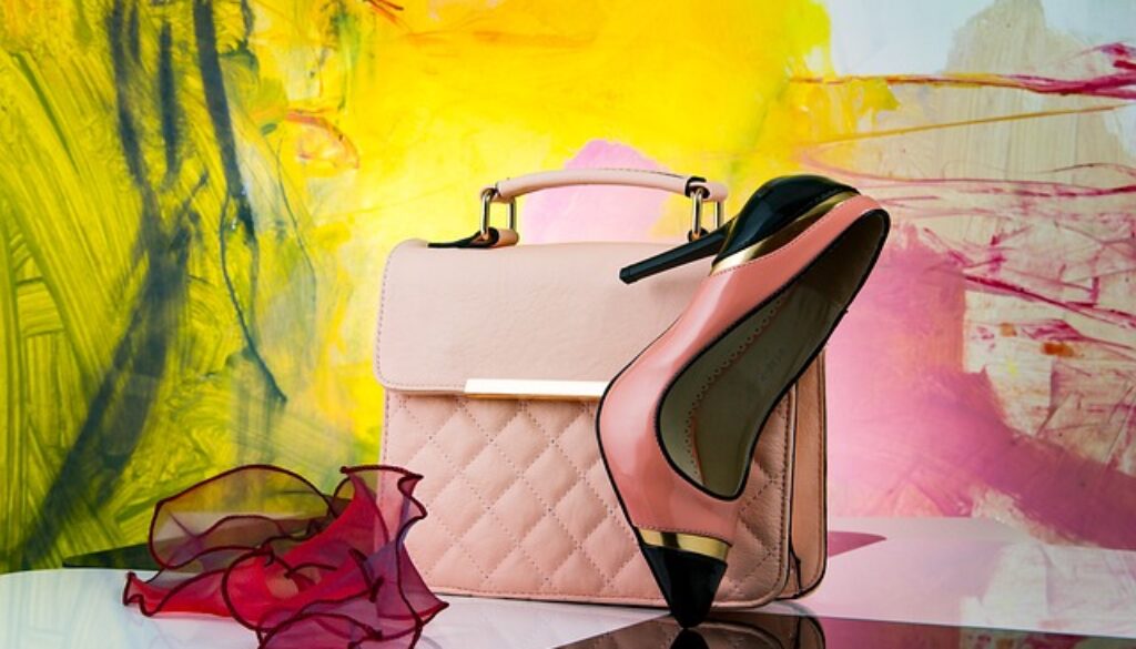 scarpe e borsetta da donna eleganti