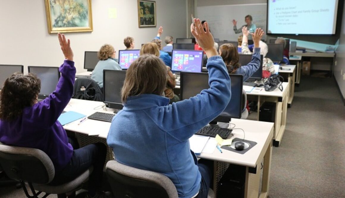 aula con studenti adulti