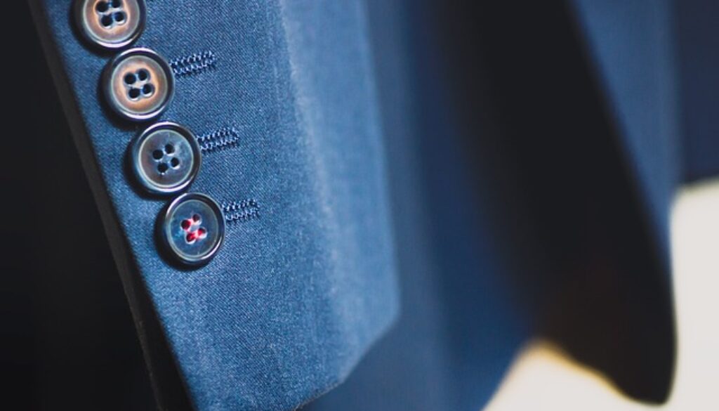 giacca da uomo elegante, particolare polso