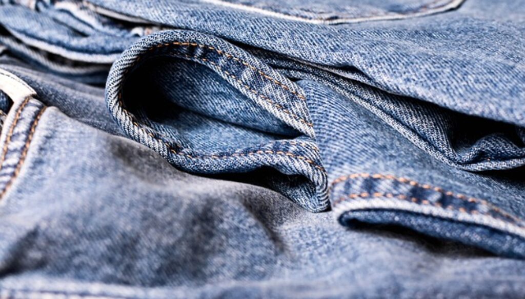 jeans-g8a3976683_640