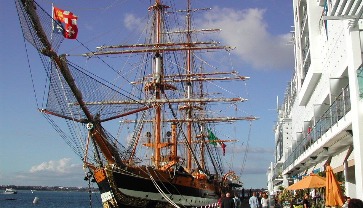 nave scuola Amerigo Vespucci. Come entrare nella Marina militare