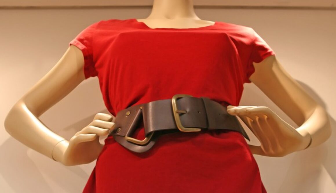 manichino con vestito rosso