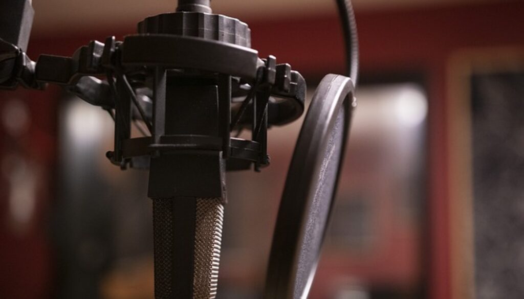microfono per registrazioni audio. il lavoro spiegato dai podcast