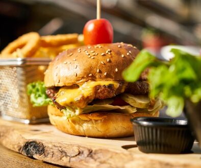 burger e patatine. Un corso su cibo etico e comunicazione commerciale