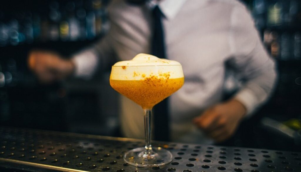 barista. nell'ambito della ristorazione spesso si usa il lavoro intermittente