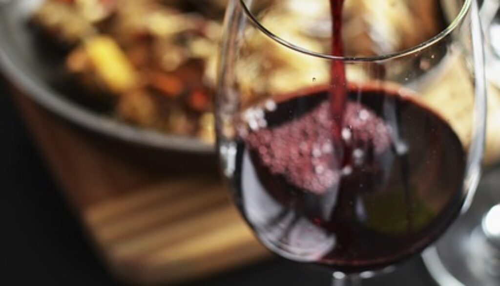 vino rosso e cibo