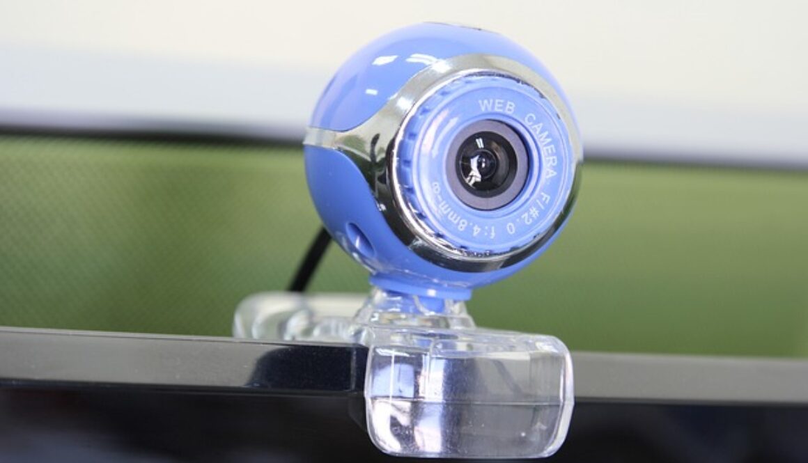 webcam. strumentazione, setting e aspetto per affrontare un colloquio di lavoro