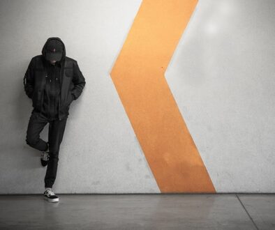 ragazzo in metropolitana. NEET chi sono