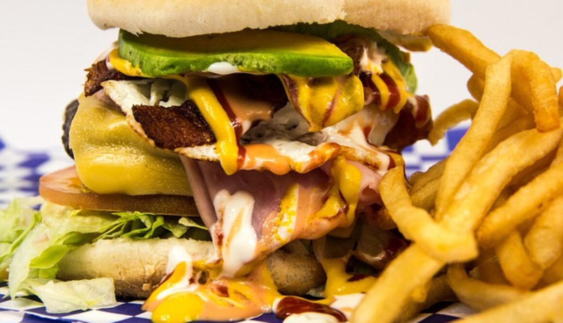 hambuger farcito. Addetti alla ristorazione per catena fast food