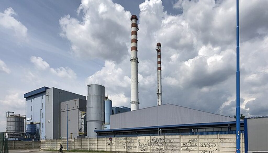 centrale A2A Brescia. Un addetto impianto termovalorizzazione