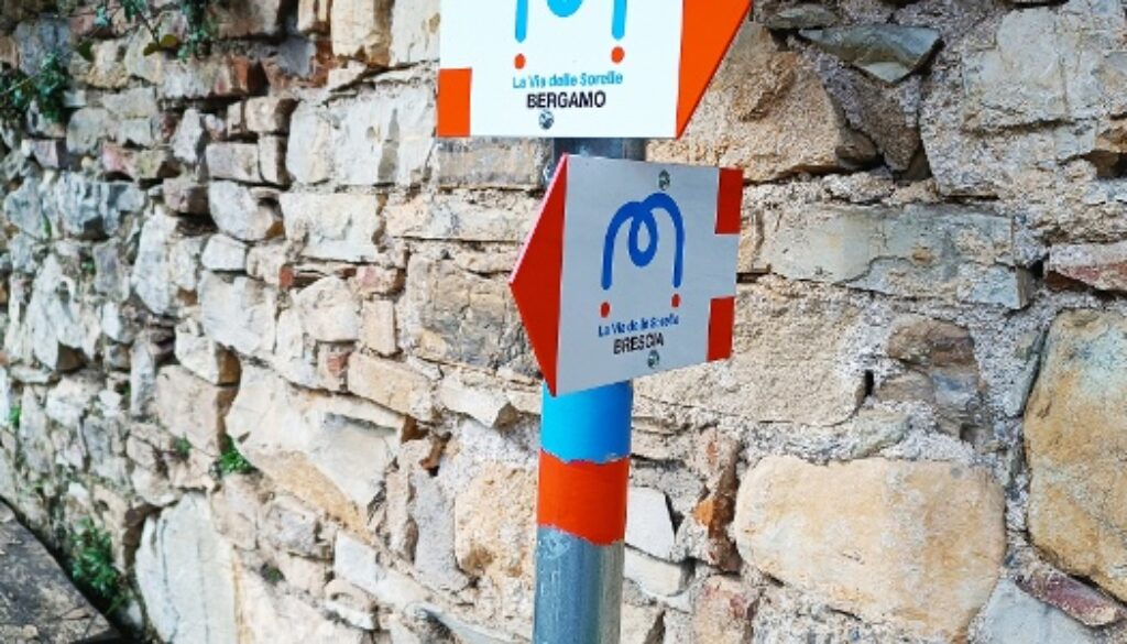 un dettaglio della Via delle Sorelle. Partecipa a Step by step - Incontrarsi è una passeggiata