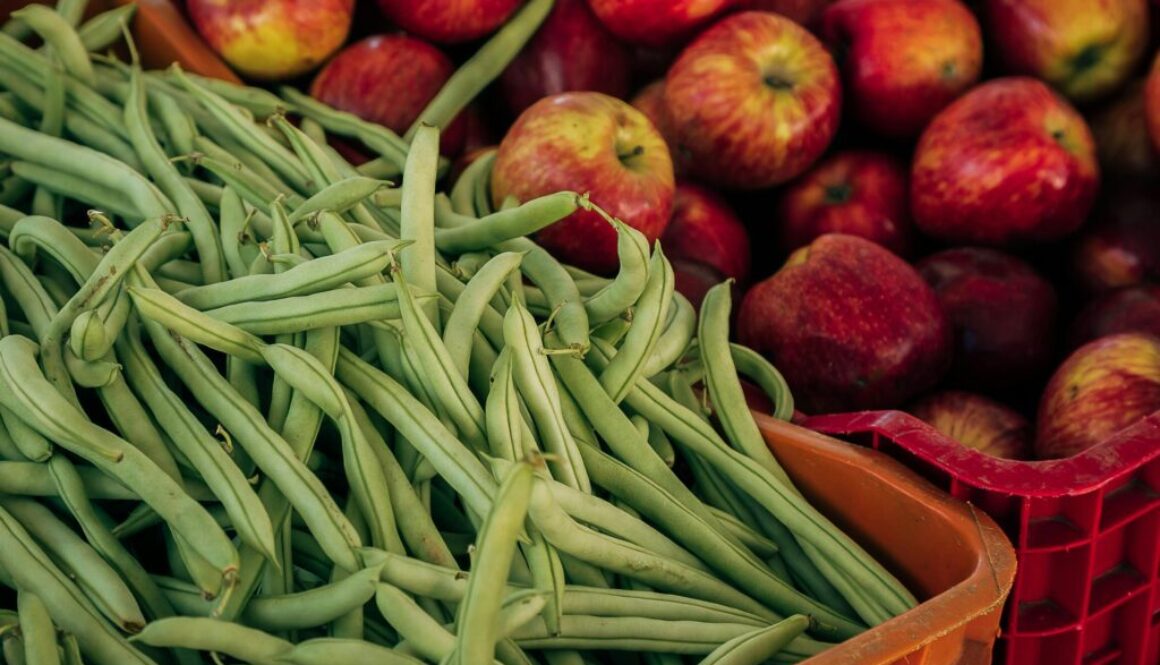 Frutta e verdura. Impara come farti assumere per la raccolta