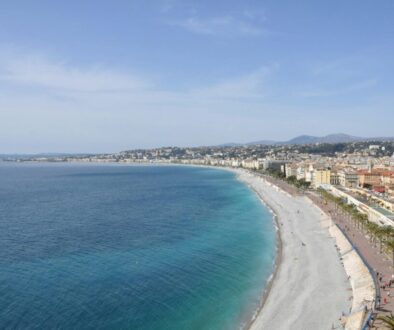 veduta lungomare Nizza. Opportunità pe fare un'esperienza di servizio civile transfrontaliero
