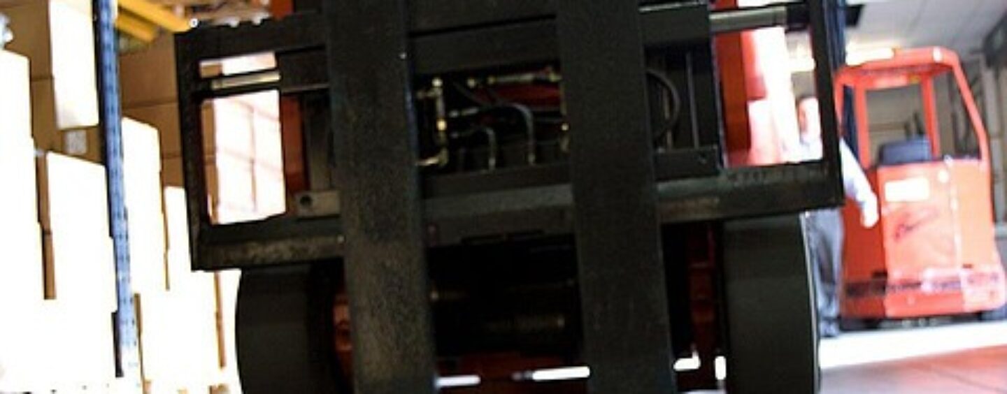 Addetto alla logistica e muletto: corso gratuito