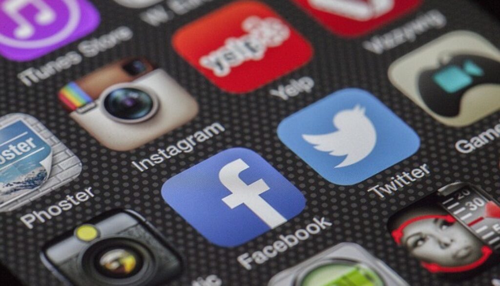 come diventare social media manager