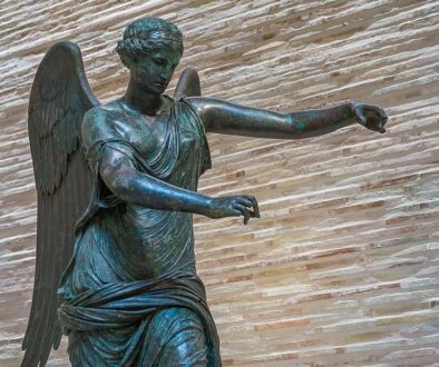 Statua della Vittoria alata. partecipa alla call Vittoria 200