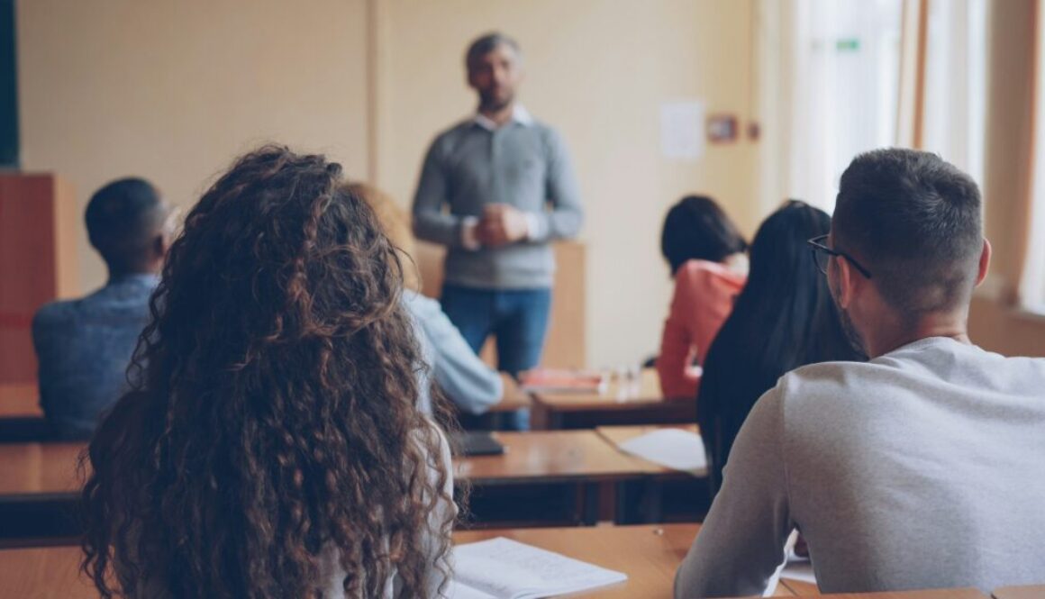 studenti-scuola-classe